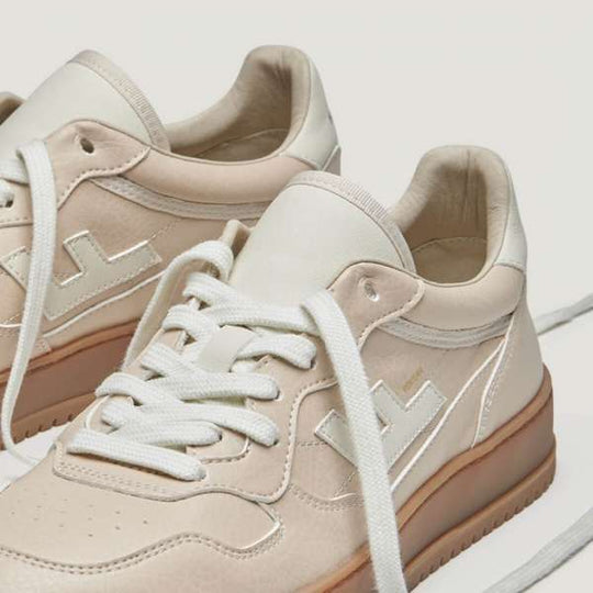 Flamingos Life Ventura